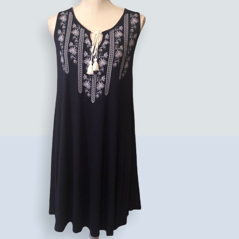 Espresso dress, black with embroidered yoke, small